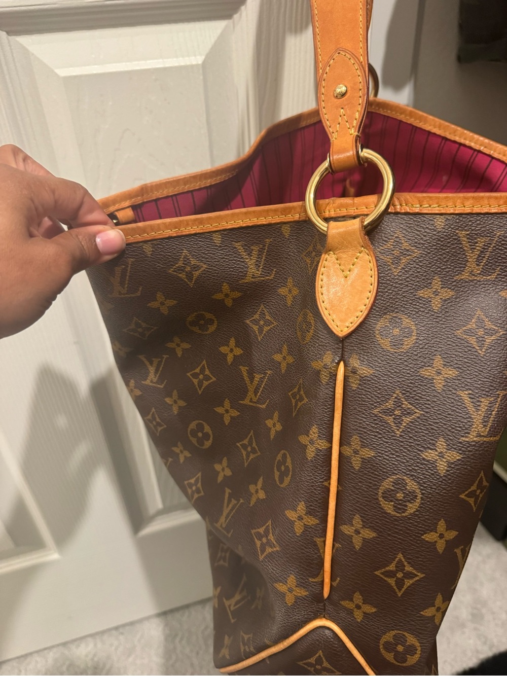Authentic!! Louis Vuitton Brown Monogram Shoulder Bag with Pink Interior - Picture 5 of 9